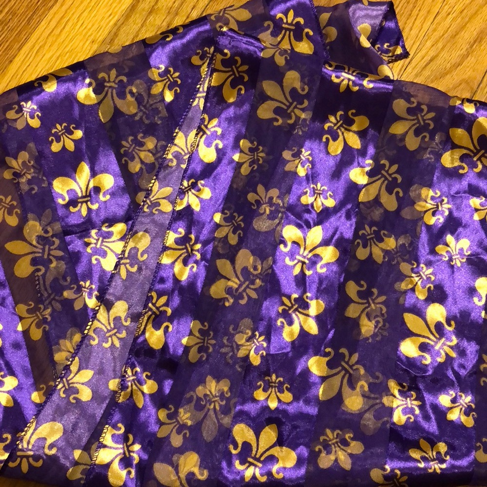 Purple and gold fleur de lis scarf